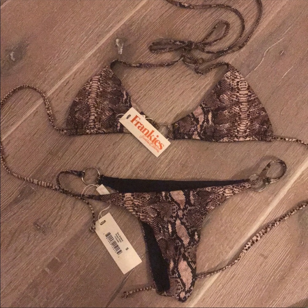 Frankie’s Bikinis